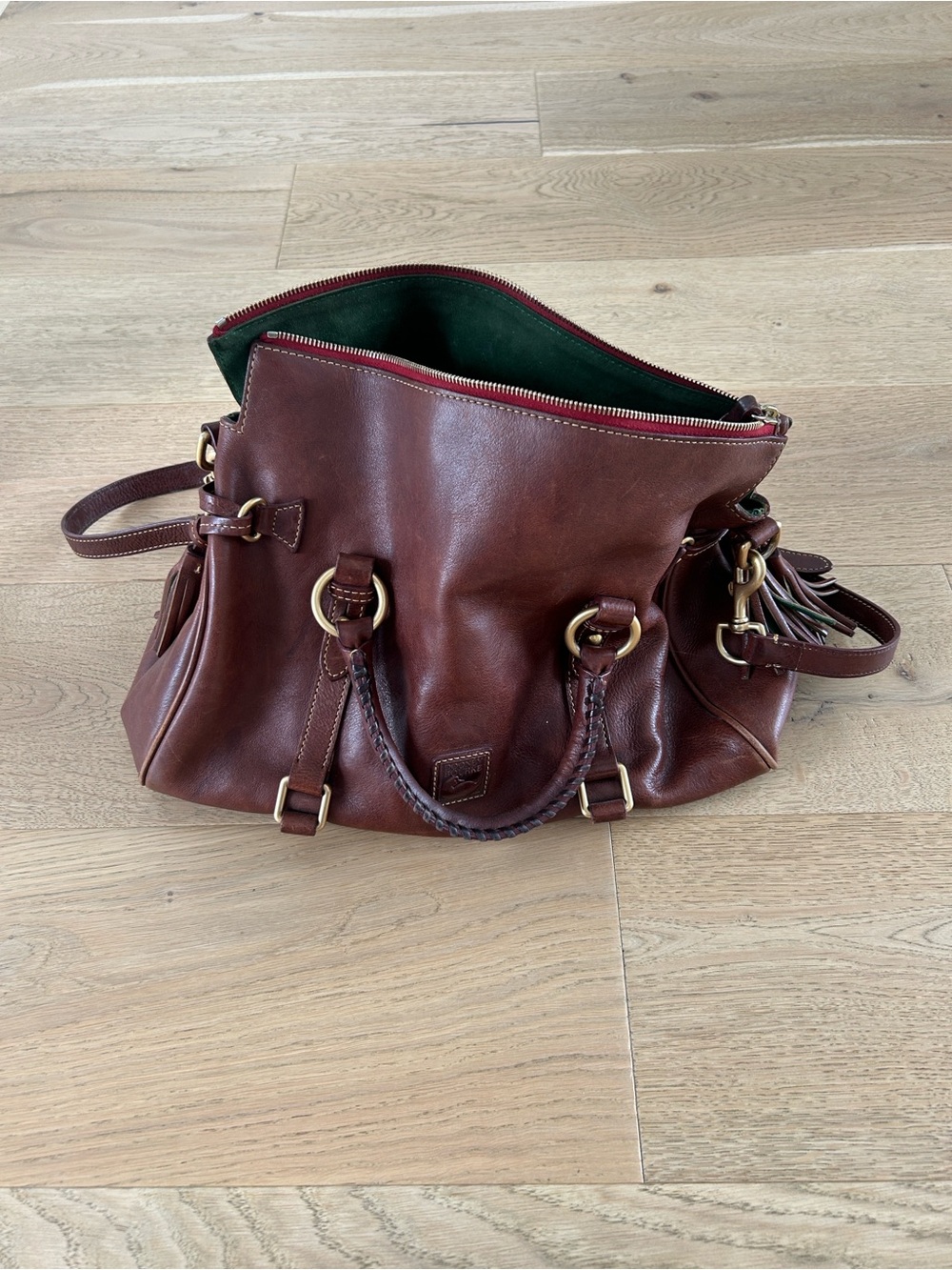Tory Burch Brown Leather Shoulder Bag with Green Interior and Red Zipper Trim - Picture 7 of 7